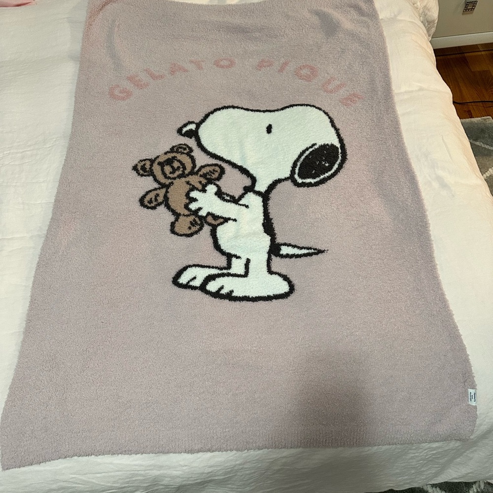Gelato Pique Snoopy blanket